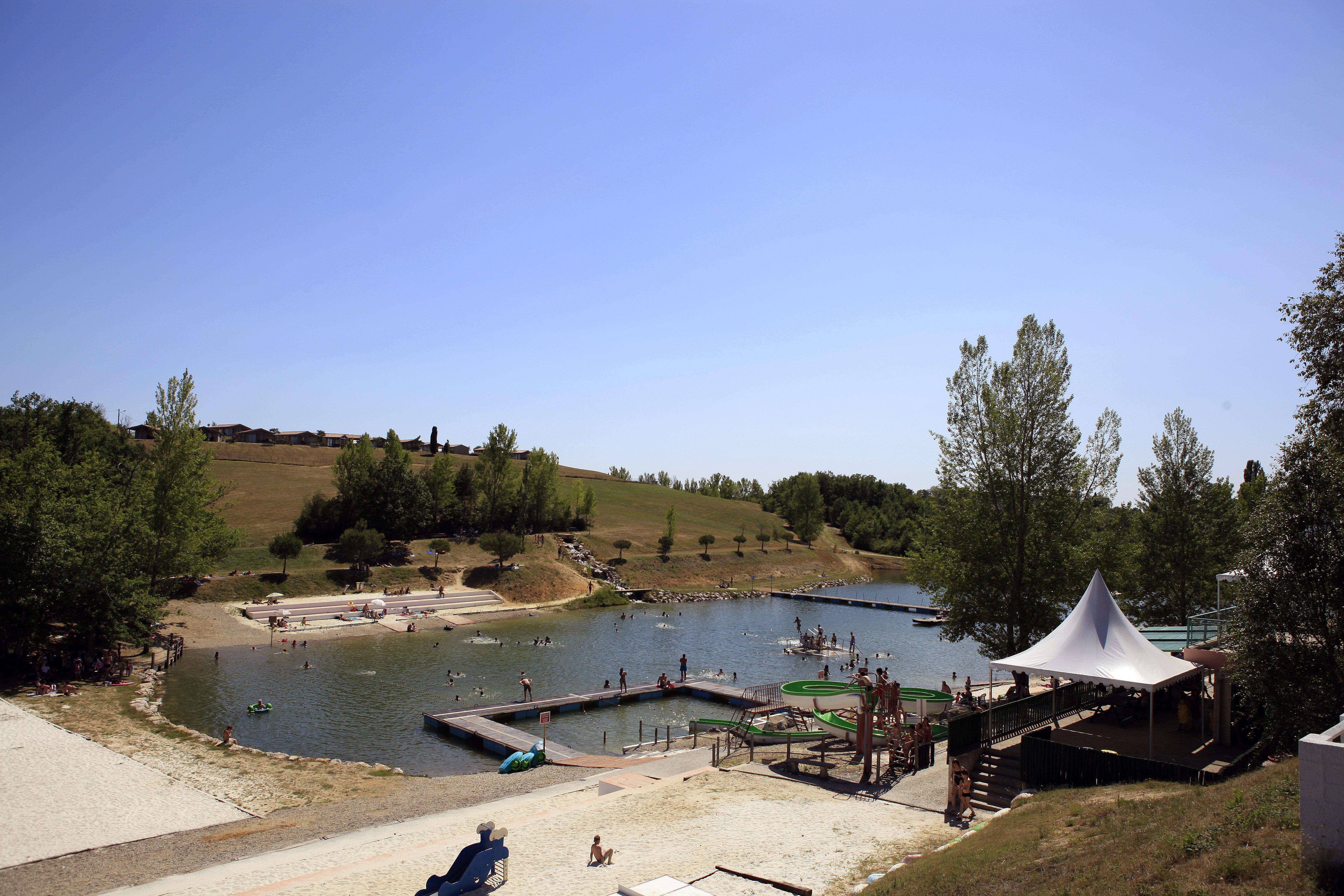 Terres De France - Les Hameaux Des Lacs Monclar-de-Quercy Eksteriør bilde