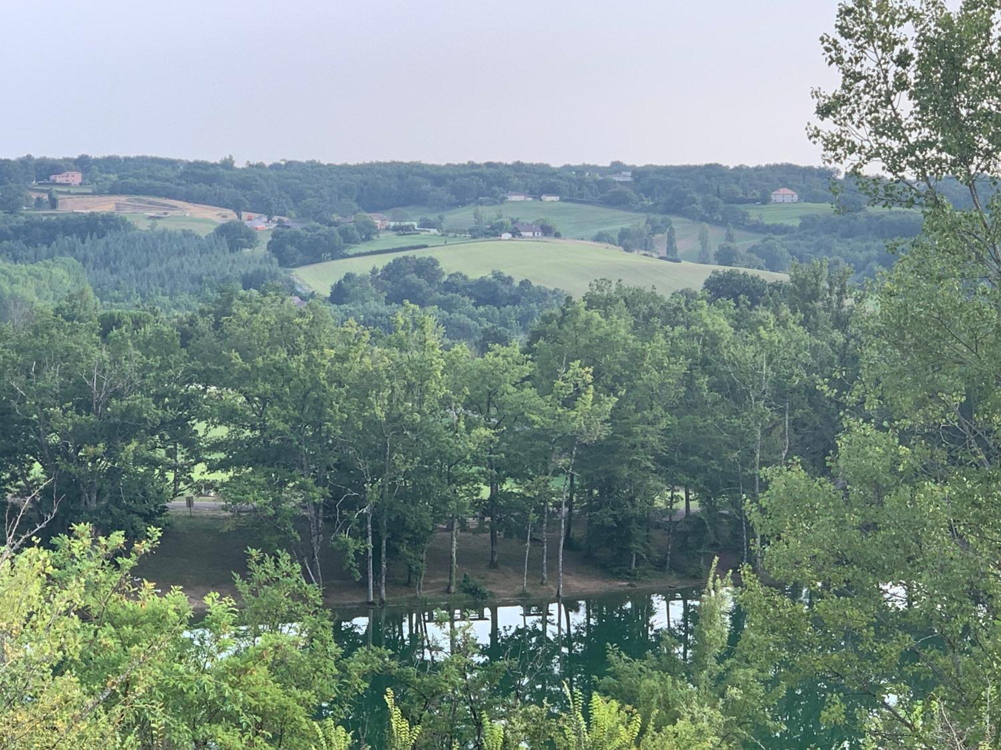 Terres De France - Les Hameaux Des Lacs Monclar-de-Quercy Eksteriør bilde